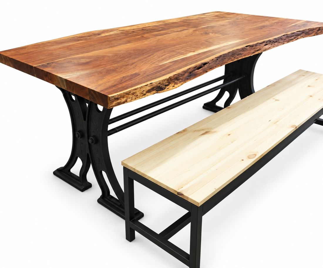 Furu sits. Acacia bord bakom.